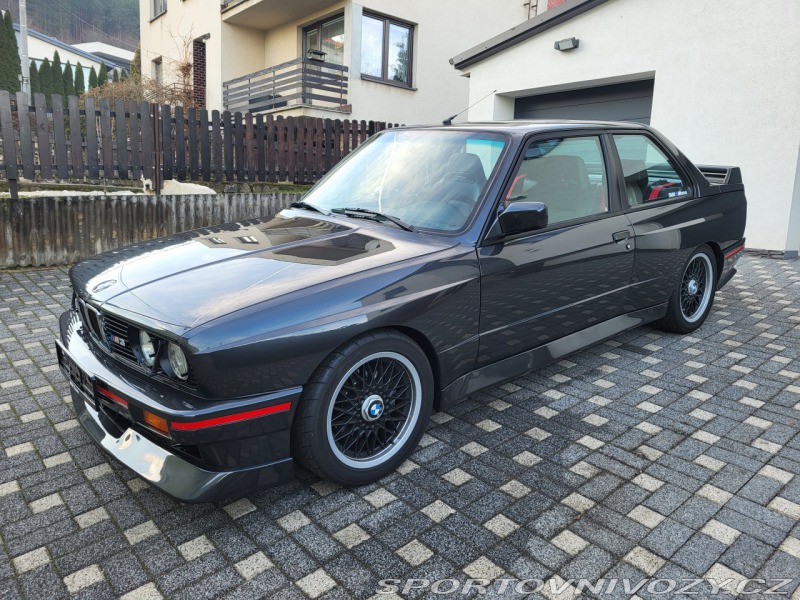 BMW M3 BMW E30 M3