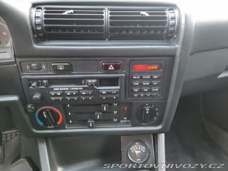 BMW M3 BMW E30 M3 1990