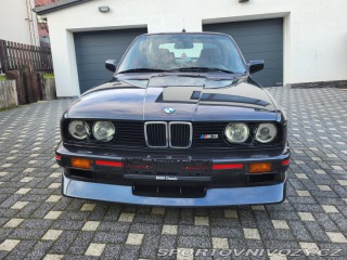 BMW M3 BMW E30 M3 1990