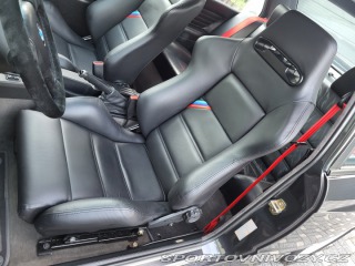 BMW M3 BMW E30 M3 1990