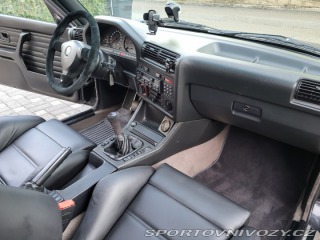 BMW M3 BMW E30 M3 1990