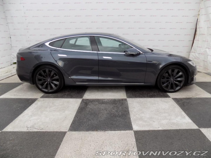 Tesla Model S 90D/4x4/Full-LED/CCS/ 2016