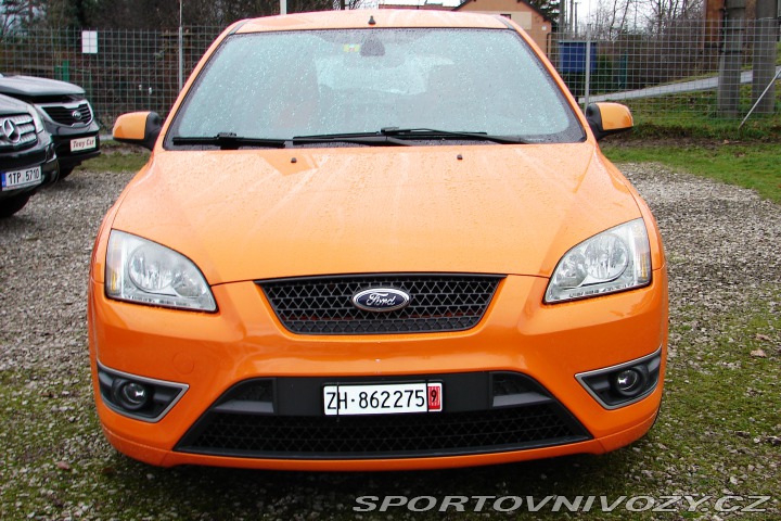 Ford Focus ST 2.5T 20V 5V 225PS -ZADÁN! 2006