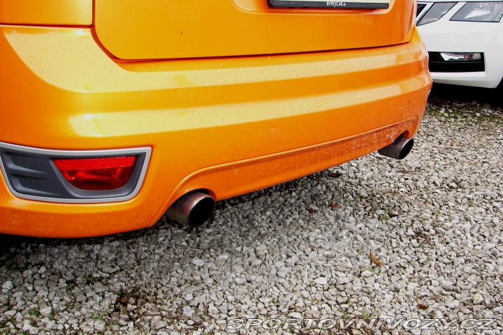 Ford Focus ST 2.5T 20V 5V 225PS -ZADÁN! 2006