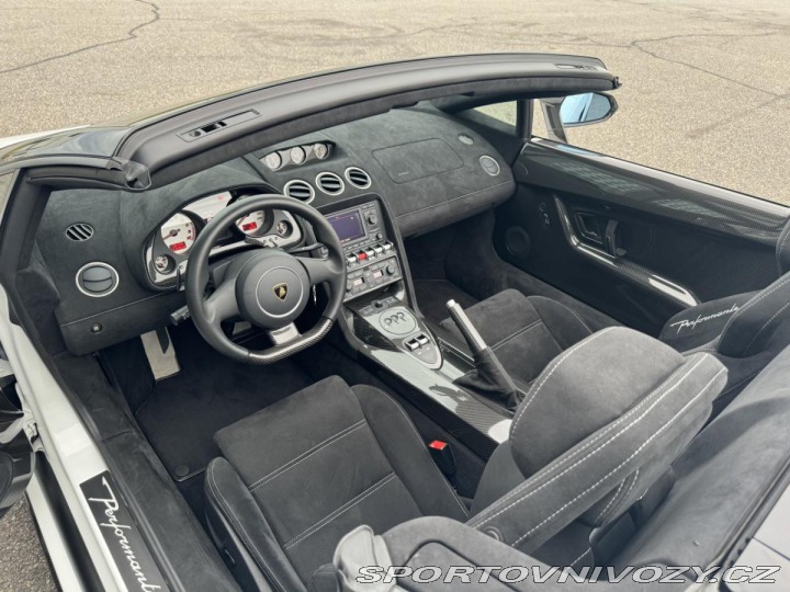 Lamborghini Gallardo PERFORMANTE SPYDER 2012
