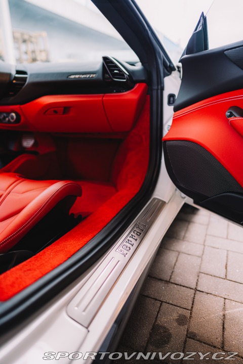 Ferrari 488 488GTB 2018