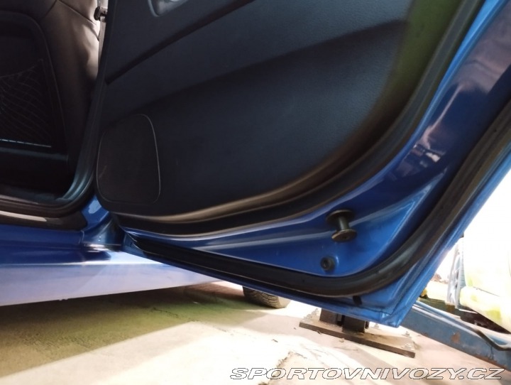Subaru Impreza Legacy GT Spec B STi 2004 2004