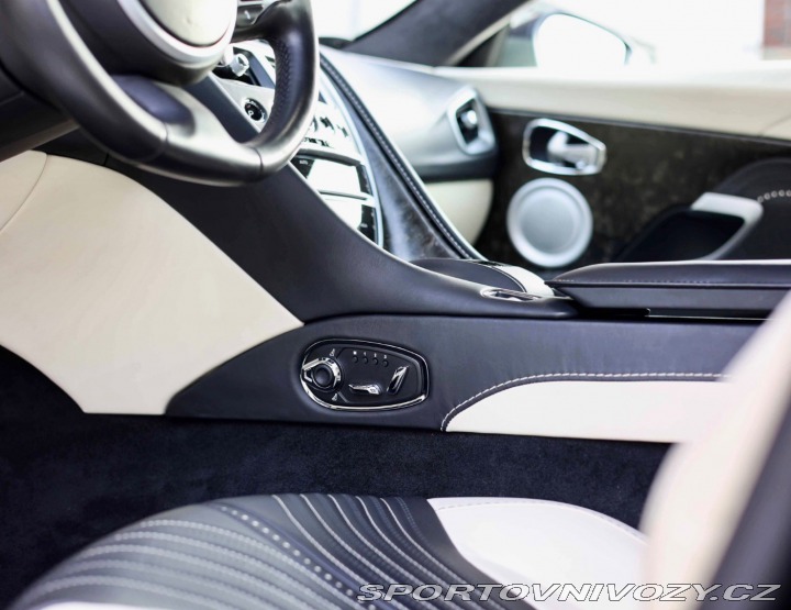 Aston Martin DB11 DB11 5.2 V12 *AMR Perfor 2017
