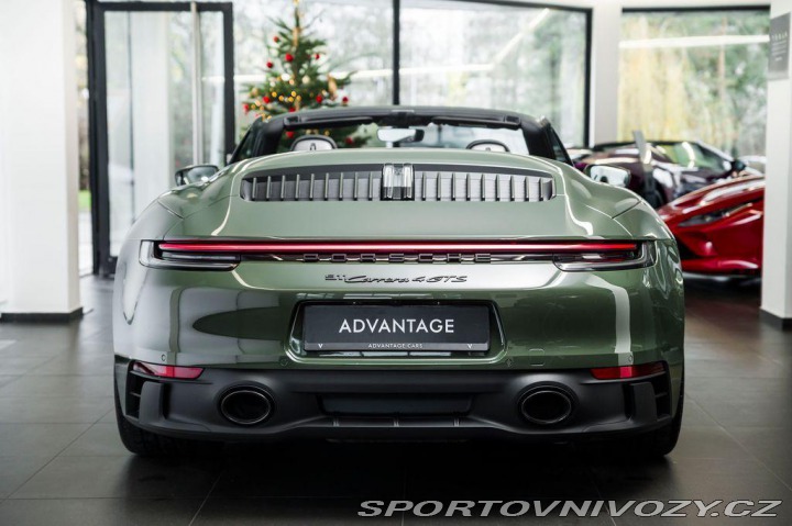 Porsche 911 2024