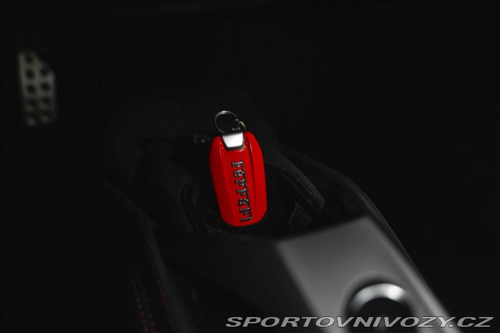 Ferrari 488 3,9 GTB KUPÉ DCT, LIFT, D 2018