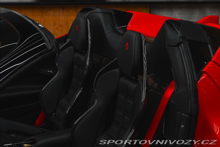 Ferrari SF90 4,0 SPIDER, FULL VÝBAVA 2023