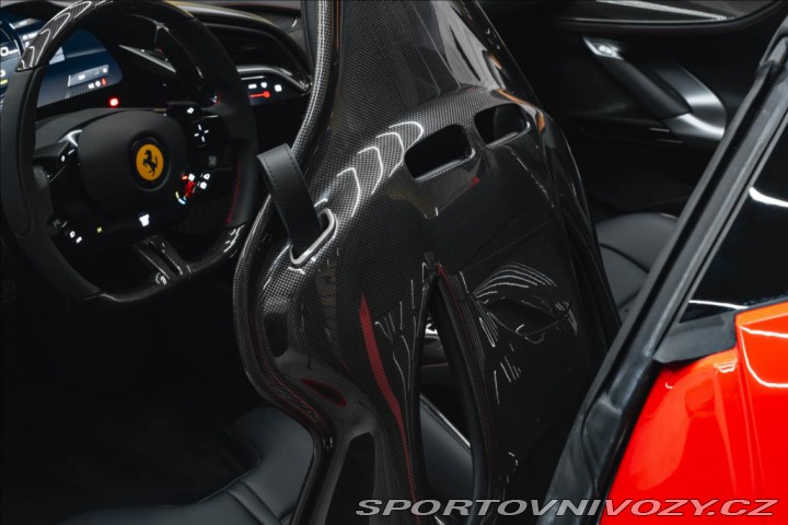 Ferrari SF90 4,0 SPIDER, FULL VÝBAVA 2023