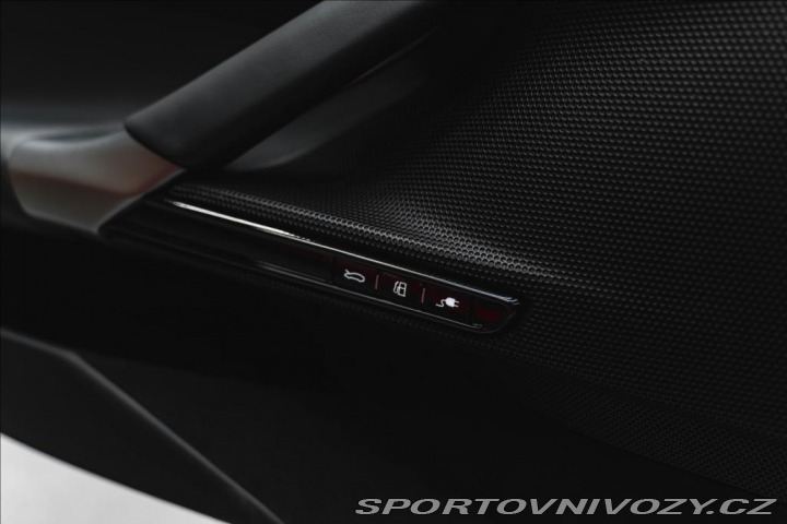 Ferrari SF90 4,0 SPIDER, FULL VÝBAVA 2023