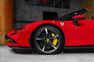 Ferrari SF90 4,0 SPIDER, FULL VÝBAVA 2023