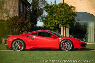 Ferrari 488 PISTA 2019