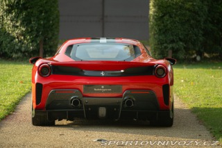Ferrari 488 PISTA 2019
