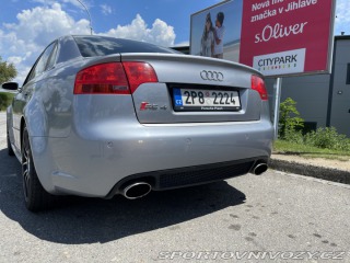 Audi RS4 b7 4.2Fsi 309kw Quattro 2006