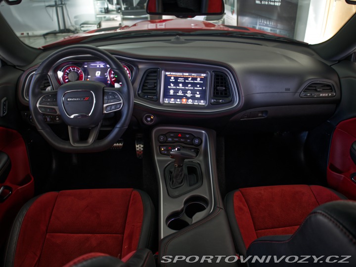 Dodge Challenger SRT Scat Pack widebody 2022