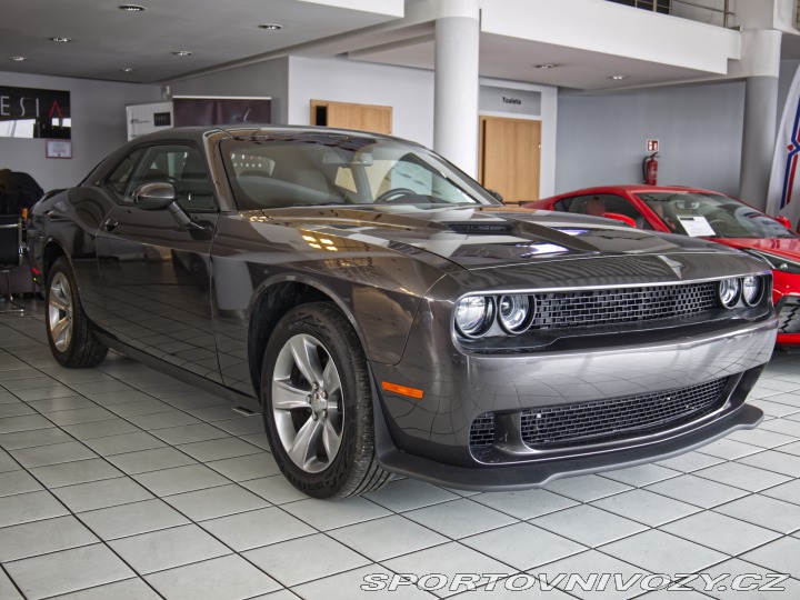 Dodge Challenger 3.6 SXT 2021