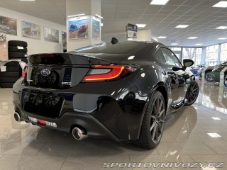 Subaru BRZ 2.4i Limited 6MT 2024