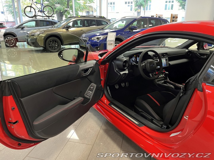 Subaru BRZ 2.4i Limited 6MT 2024