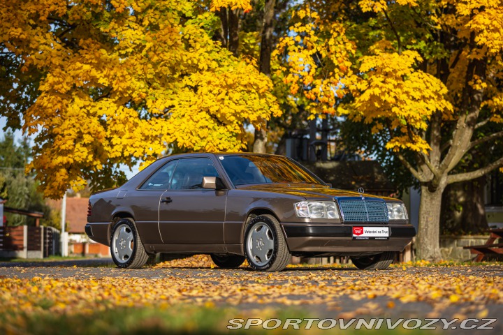 Mercedes-Benz Ostatní modely W124 300 CE 1989