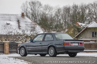 BMW 3 E30 325i M-technic 1 1987