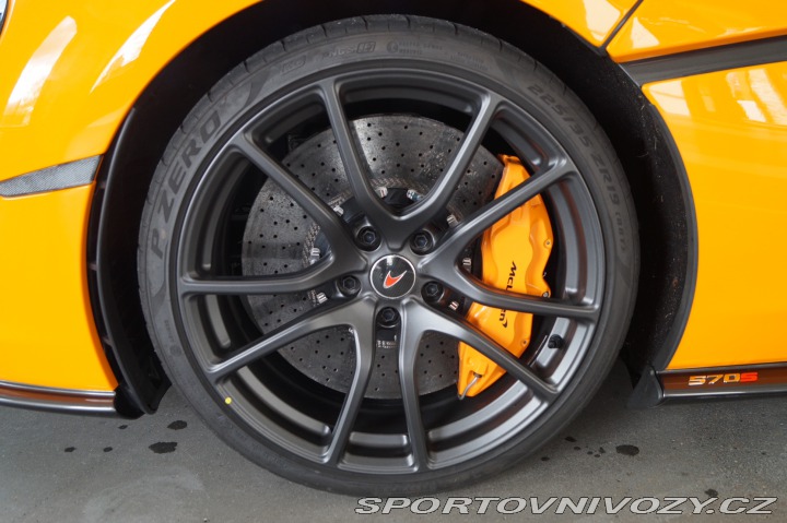 McLaren 570 570S 2016