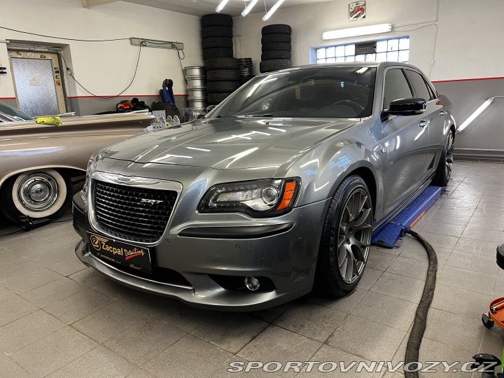 Chrysler Ostatní modely 300c SRT 2012