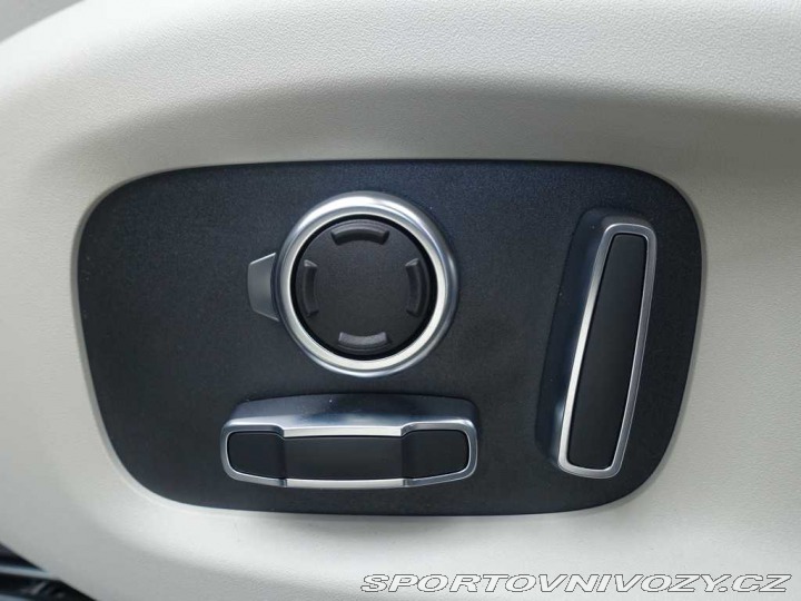 Jaguar F-Pace SVR P550 4x4 automat 2024