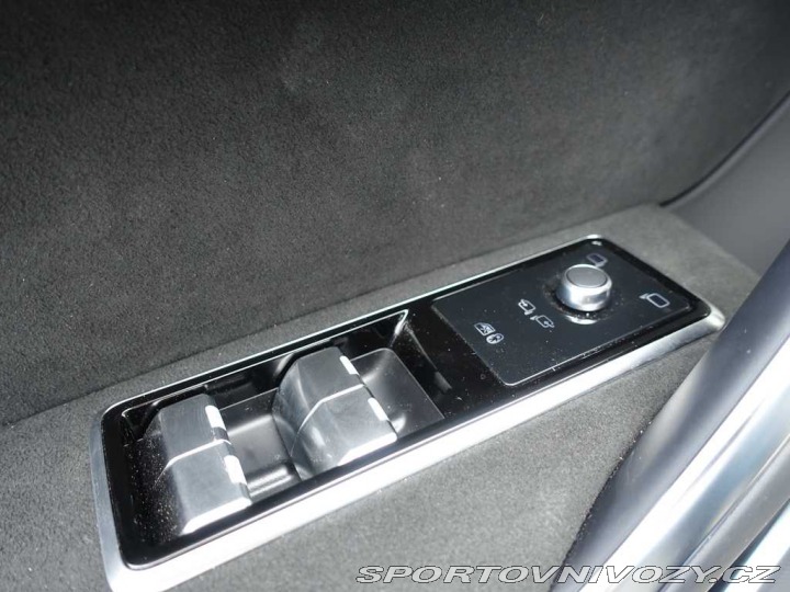 Jaguar F-Pace SVR P550 4x4 automat 2024
