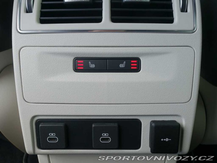 Jaguar F-Pace SVR P550 4x4 automat 2024