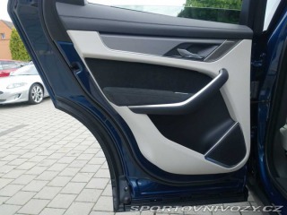 Jaguar F-Pace SVR P550 4x4 automat 2024