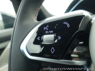 Jaguar F-Pace SVR P550 4x4 automat 2024