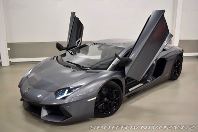 Lamborghini Aventador LP700 6.5 V12 AWD