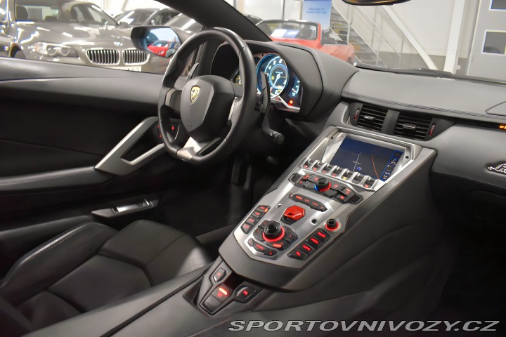 Lamborghini Aventador LP700 6.5 V12 AWD 2012