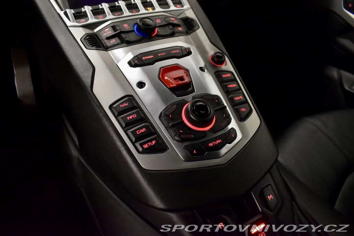 Lamborghini Aventador LP700 6.5 V12 AWD 2012