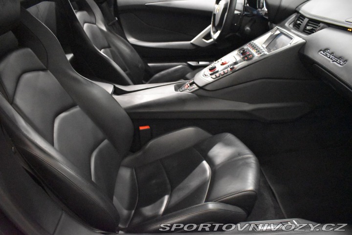 Lamborghini Aventador LP700 6.5 V12 AWD 2012