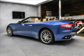 Maserati GranCabrio 4,7 V8, Automat  OV,Pa 2015