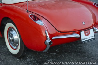 Chevrolet Corvette C1 283 cu in (4.6 L) 1957