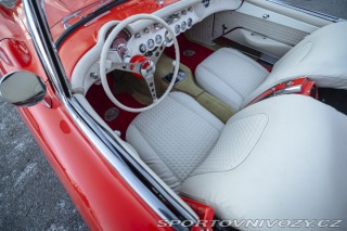Chevrolet Corvette C1 283 cu in (4.6 L) 1957