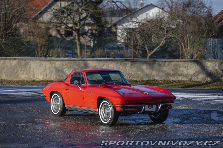 Chevrolet Corvette C2 327 cu in (5.4 L) 1964