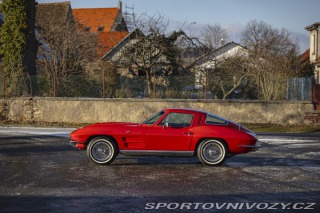Chevrolet Corvette C2 327 cu in (5.4 L) 1964
