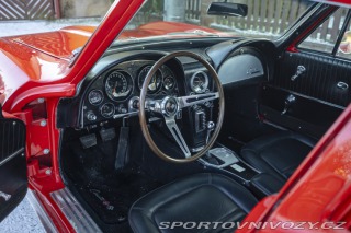 Chevrolet Corvette C2 327 cu in (5.4 L) 1964