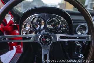 Chevrolet Corvette C2 327 cu in (5.4 L) 1964