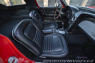 Chevrolet Corvette C2 327 cu in (5.4 L) 1964