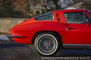 Chevrolet Corvette C2 327 cu in (5.4 L) 1964