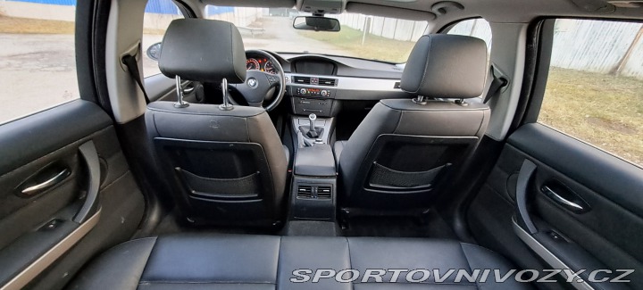 BMW 3 330i 2006