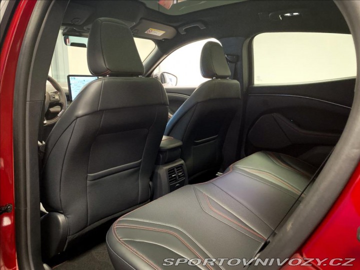 Ford Mustang Mach-E 0.1 Premium AWD 72 2024