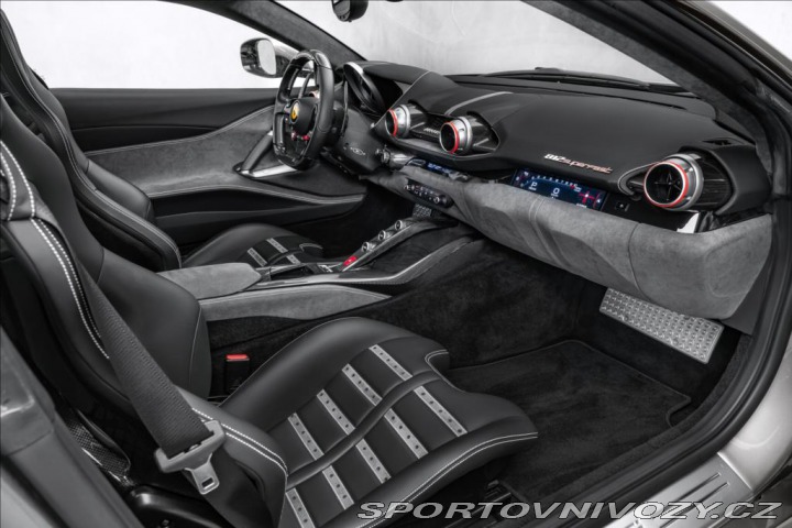 Ferrari 812 Superfast V12 OV,RU 2018